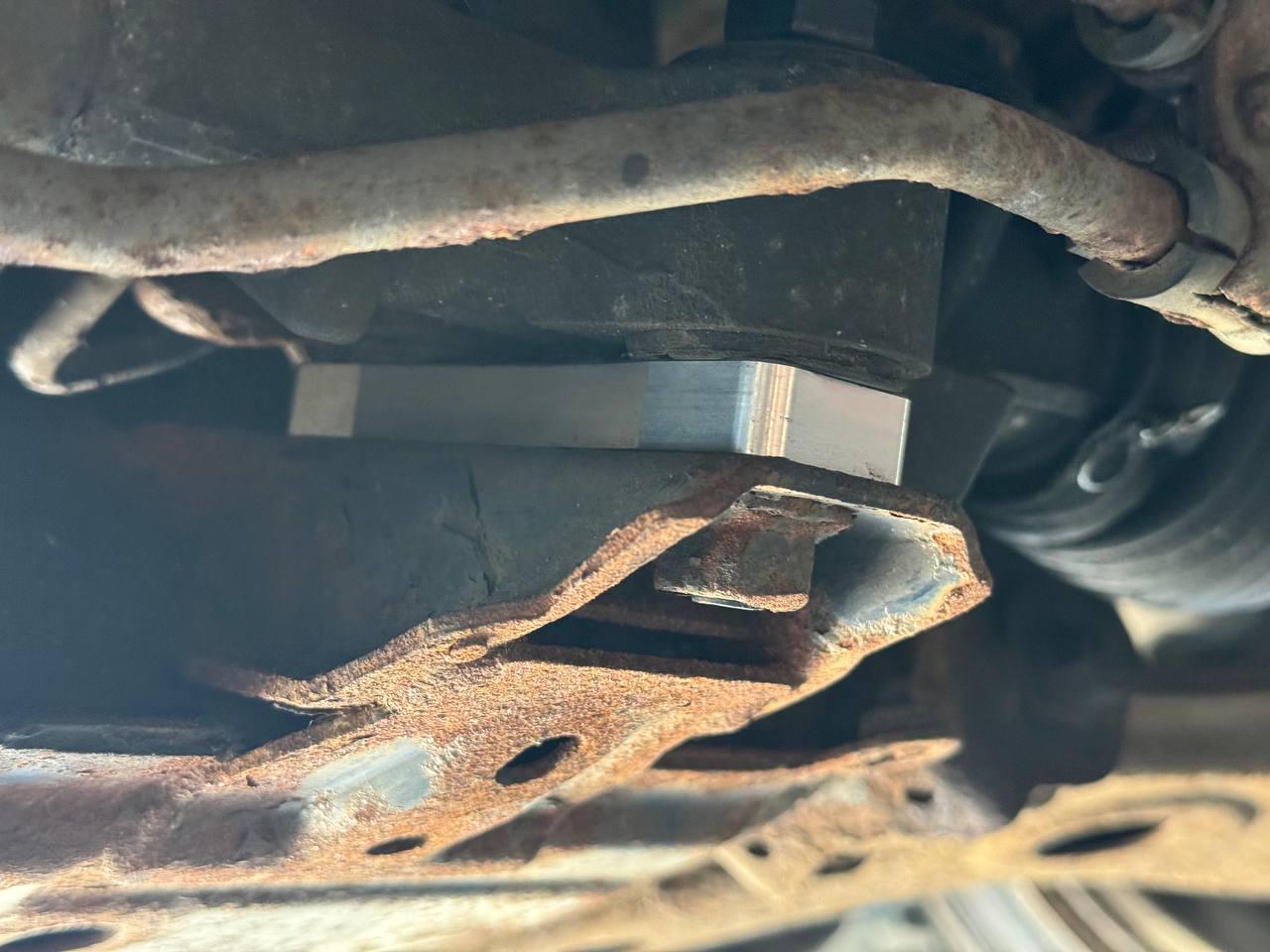 Steering rack spacers for Mazda MX-5 Miata NA/NB/NBFL